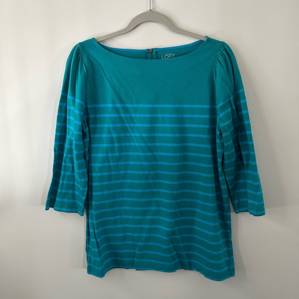 Boatneck 3/4 sleeved shirt, Loft size Large, teal and blue